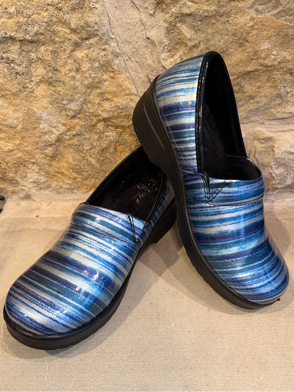 Easy Works by Easy Street Non-Slip Metallic Stripes Blue Laurie Women's Size 9
